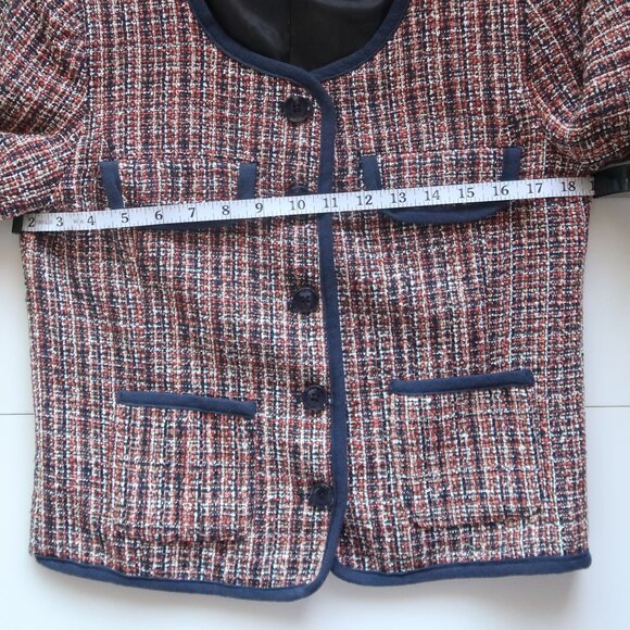 Soaked in Luxury Navy & Tan Tweed Blazer Bouclé Cropped Shoulder Pad Jacket Sz 6 - Picture 13 of 16